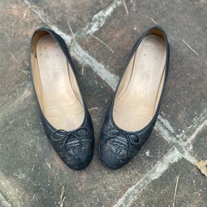 AUTH CHANEL TEXTURED BALLET FLATS